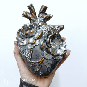 Metallic anatomical heart art